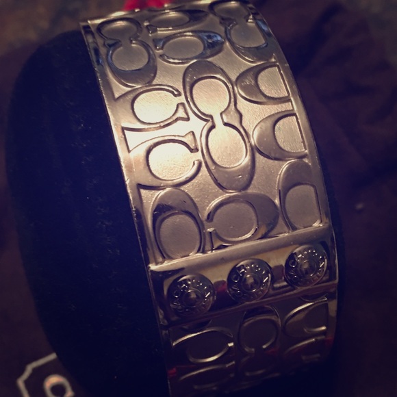 Coach plated silver bangle bracelet. - Picture 1 of 3